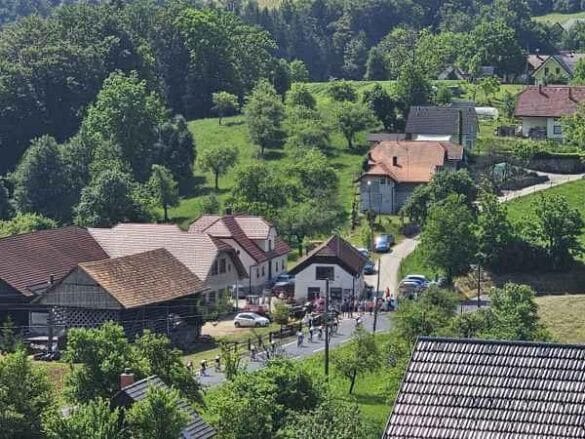 Kolesarka-Dirka-po-Sloveniji-Vace-junij-2025-50_600x450