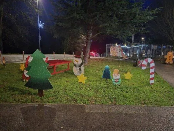 praznicna_razsvetljava_hrastnik_sola_6_december_2025_1280x960_1024x768_800x600