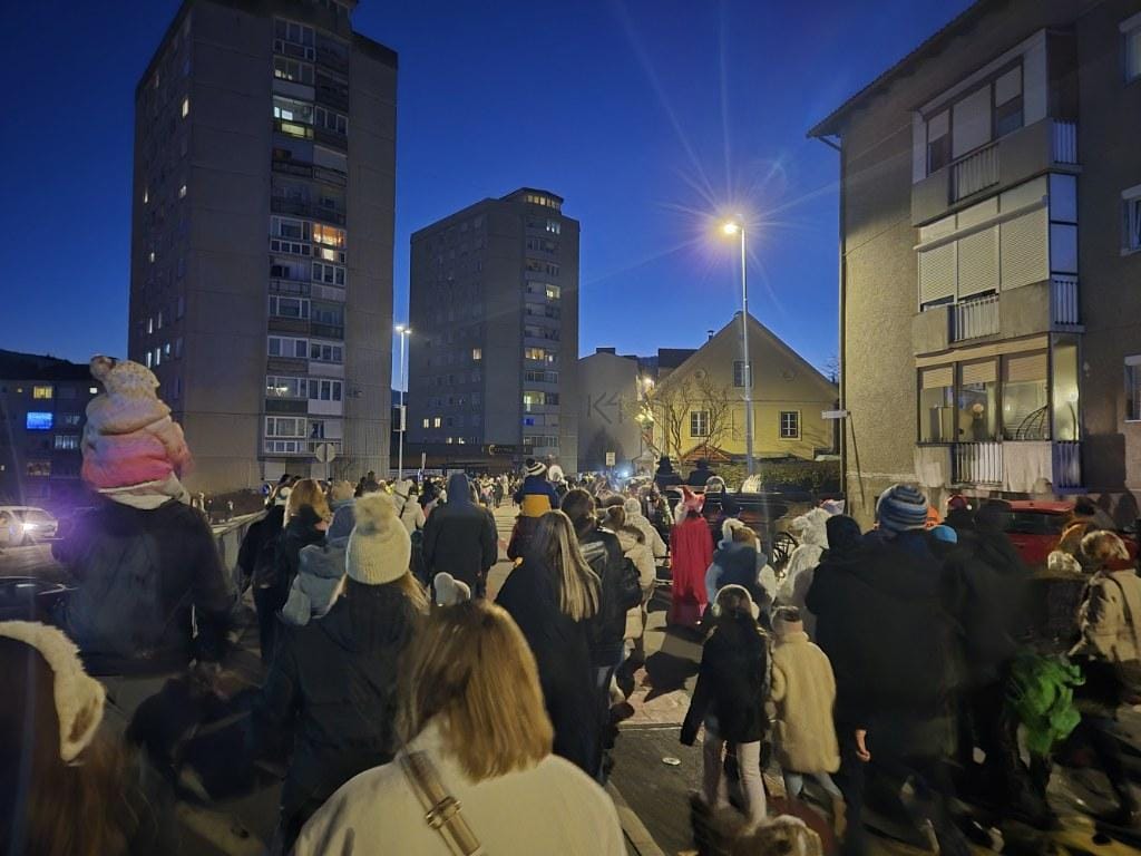 sprevod_dedka_mraza_trbovlje_december_2025_1_1024x768