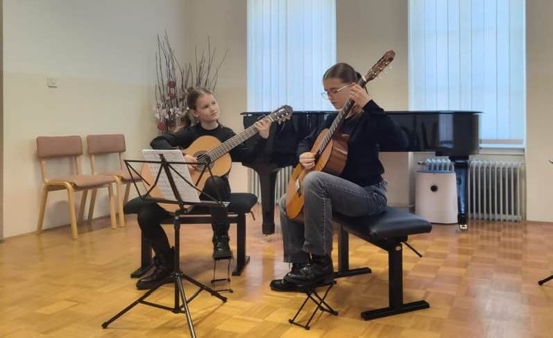 Mladi_talenti_iz_Zasavja_navdušili_na_55_TEMSIG_in_KONTEMPO.JPG (8)
