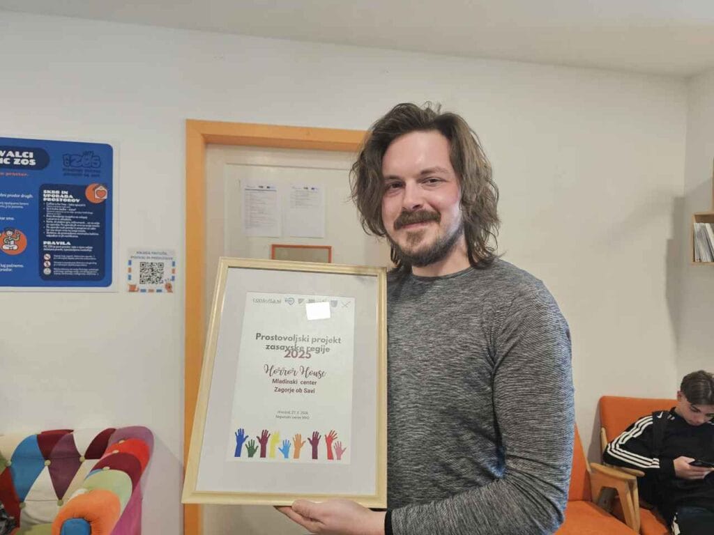 Zasavska hiša strahov od papirčka do uresničitve