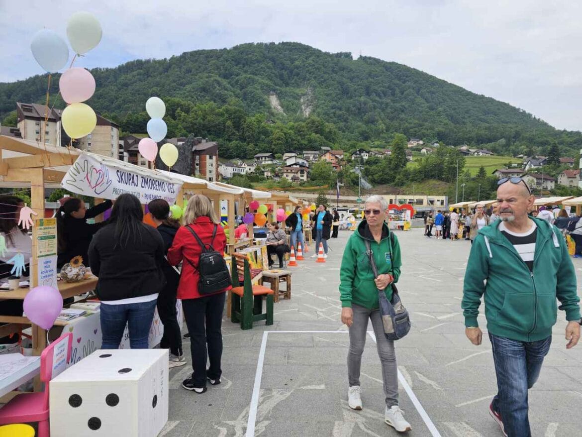 Parada_ucenja_ZLU_ploscad_Zagorje_maj_2026 (5)_1280x960