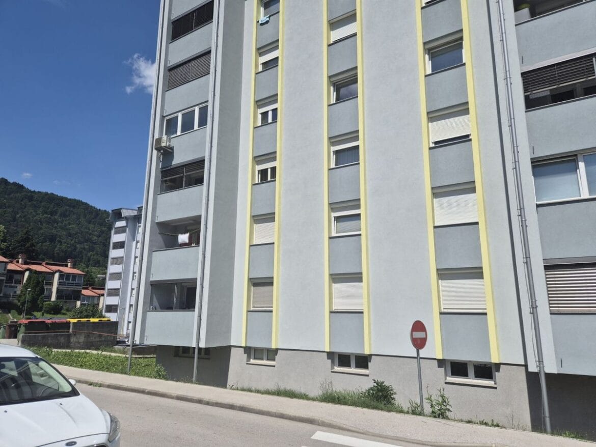 Log_Blok_Hrastnik_junji_2026