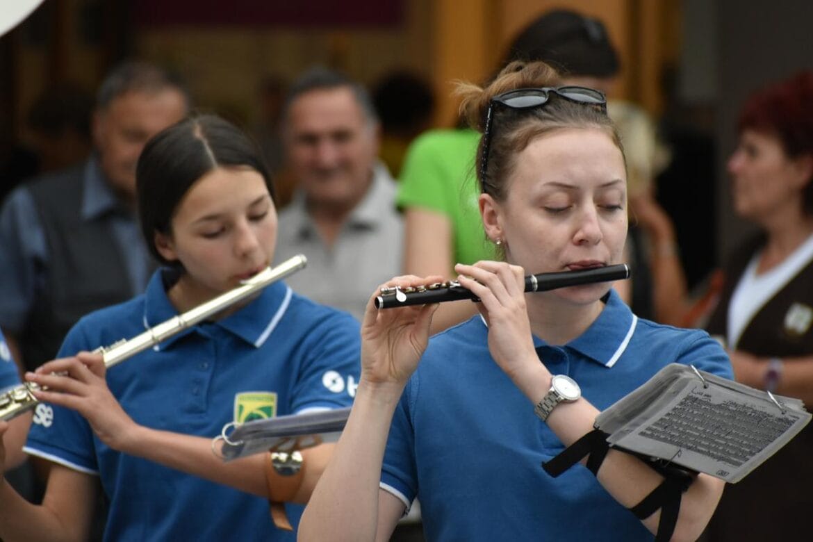 Poletni_festival_knjiznice_Hrastnik_junji_2026 (65)-1200×800 Poletni_festival_knjiznice_Hrastnik_junji_2026 (65)-1200x800