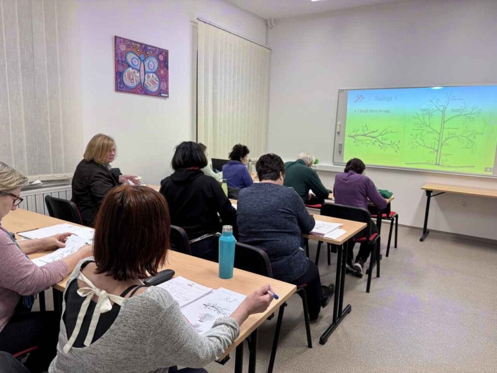 Napovedujejo še eno leto brezplačnih programov