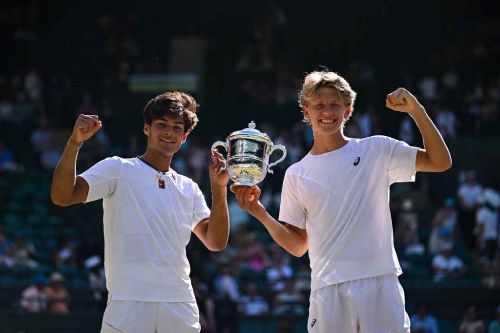 Ziga_Sesko_Luis_Miguel_tenis_mladinske_dvojice_Wimbledon-foto_ITF_julij_2026_1280x853