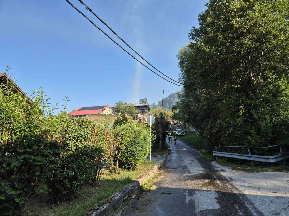 pozar_praprece_zagorje_kozolec_72026_7