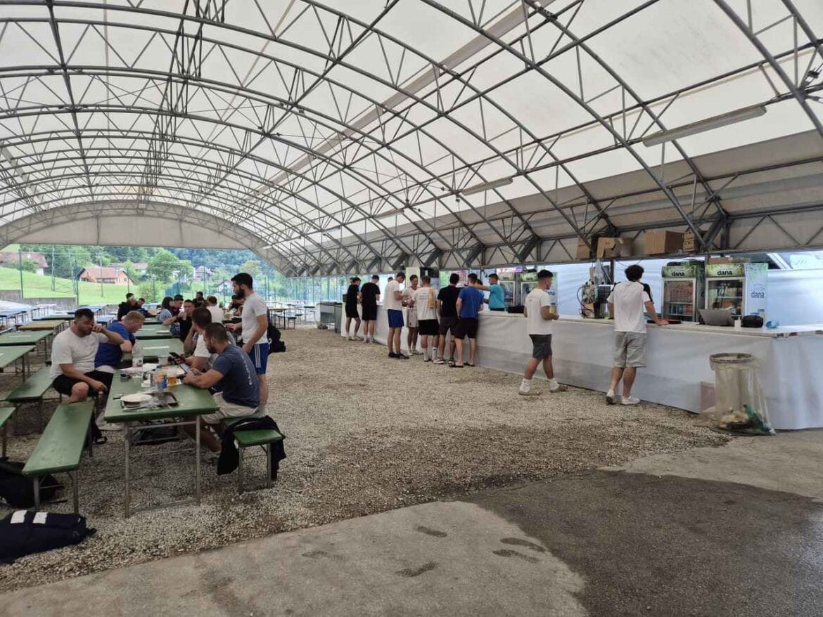Perkmandelc_vabi_v_svojo_dezelo_drustvo_Ruardi_skok_cez_kozo_Zagorje_avgust_2026 (4)_1280x960 Perkmandelc_vabi_v_svojo_dezelo_drustvo_Ruardi_skok_cez_kozo_Zagorje_avgust_2026 (4)_1280x960