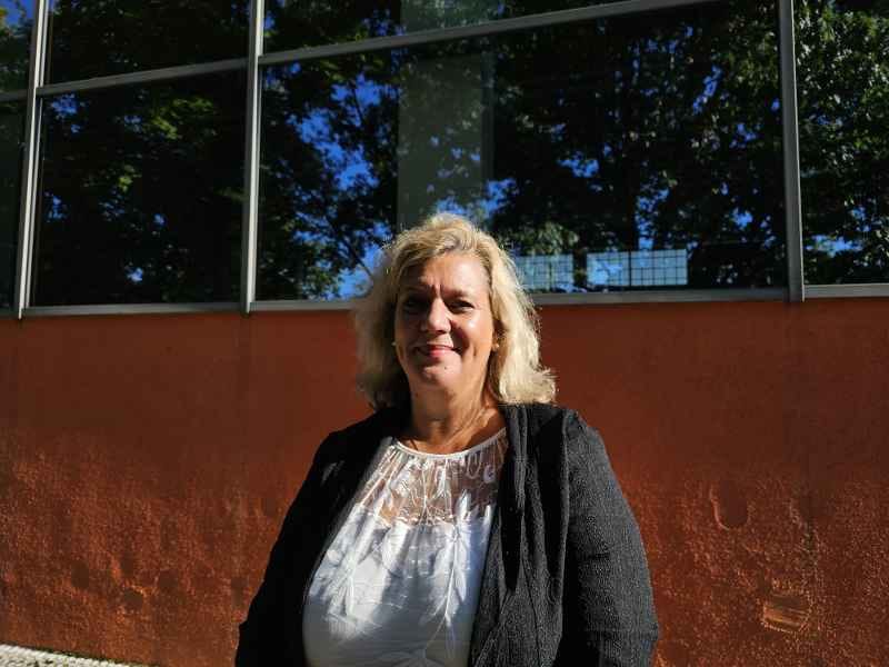 OŠ_Tončke_Čeč_ravnateljica_Katarina_Pajer_povh_sprejem_prvčkov_september_2025 (1)_800x600