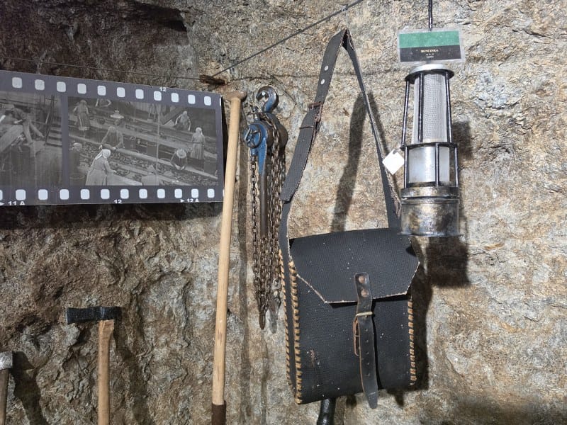 Oljni_rov_rudnik_Zagorje_razstava_svetilk_avgust_2026 (20)_800x600 Oljni_rov_rudnik_Zagorje_razstava_svetilk_avgust_2026 (20)_800x600