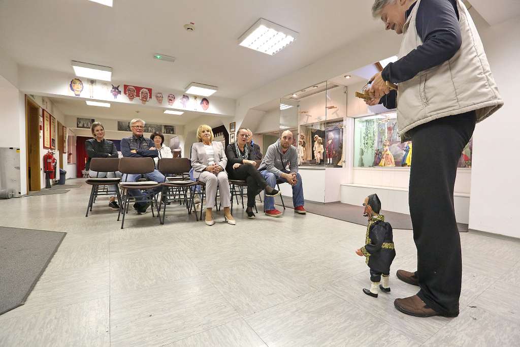 les_in_kulturna_dediscina_LAS_Zasavje_marionete_Jurcek_10_2026-foto_Mizarstvo_Kos (3)_1024x683