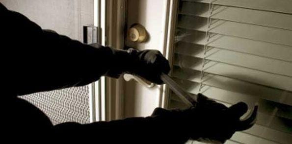 V Trbovljah vlomilci kar v dve stanovanjski hiši