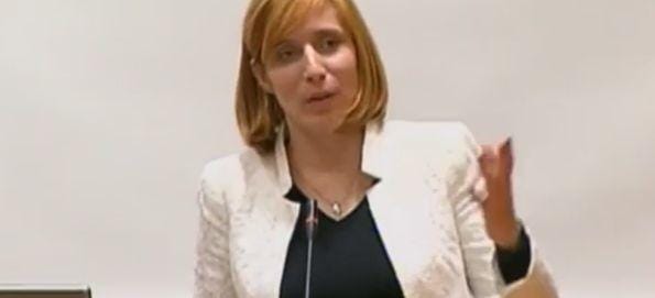 Bo županja zmanjšala občinsko upravo?