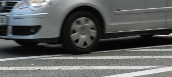 4000 evrov škode zaradi neprevidnosti