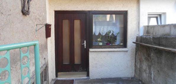 FOTO: Najcenejša zasavska hiša 30.000 evrov