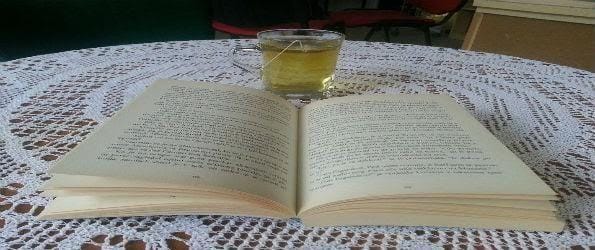 Zmajeva luknja: Večerni klepet v angleškem jeziku