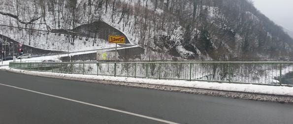 Spomladi do nove ograje