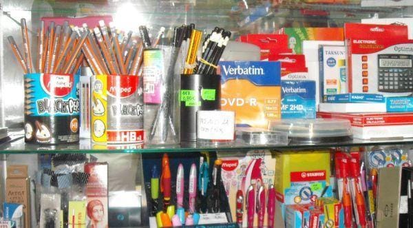 Torbe, puščice, pisala, škarje,... za šolarje