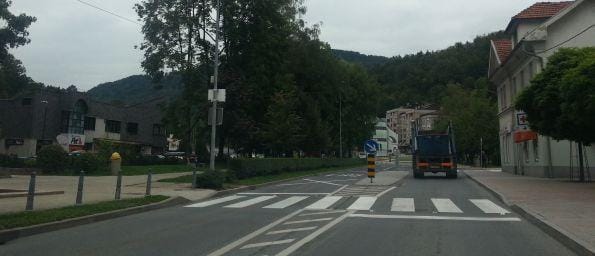 Hudo poškodovana peška