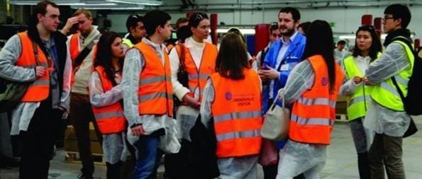 V Zasavju šolarjem vrata odprlo 14 podjetij