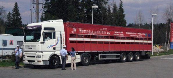 Pridržali voznika tovornjaka