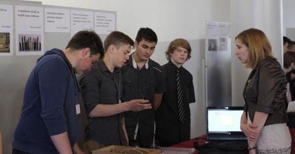 Šolstvo in gospodarstvo z roko v roki