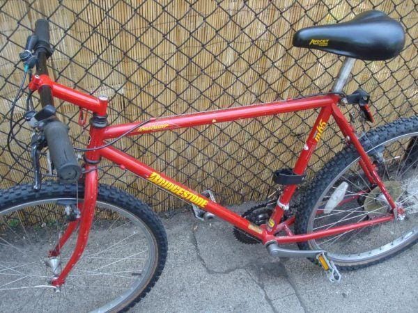 Vozil se je z ukradenim