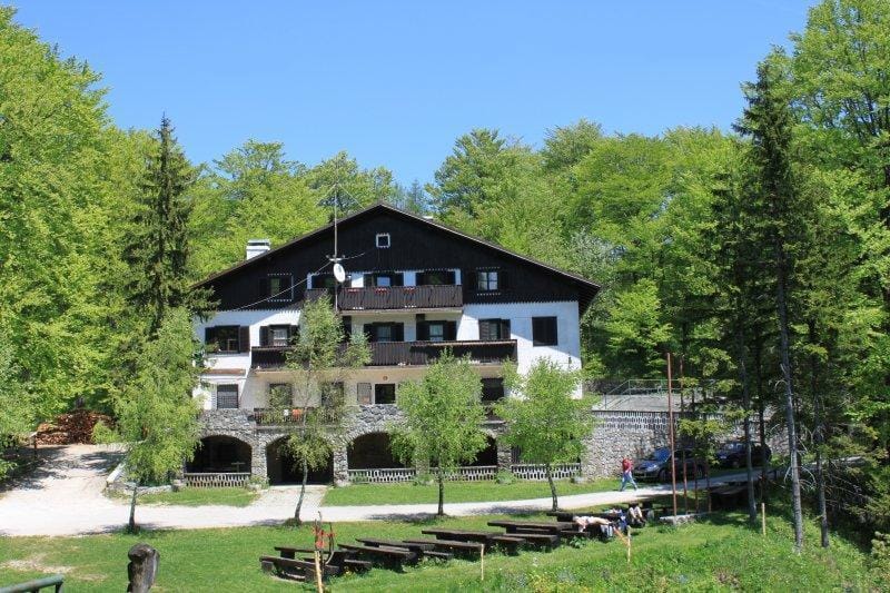 Izbran novi oskrbnik koče na Mrzlici