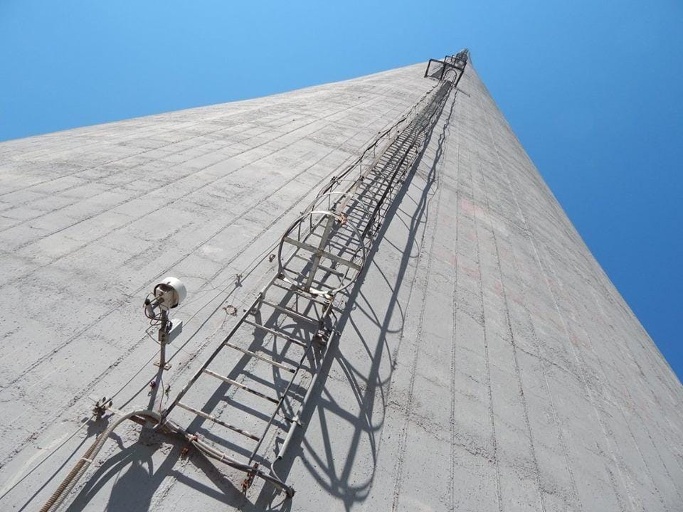 Plezala na trboveljski dimnik