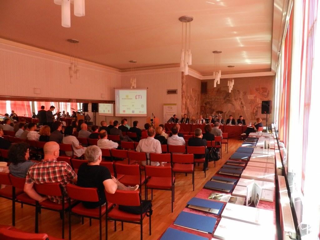 Izmed 26 zasavskih, komisija že izbrala