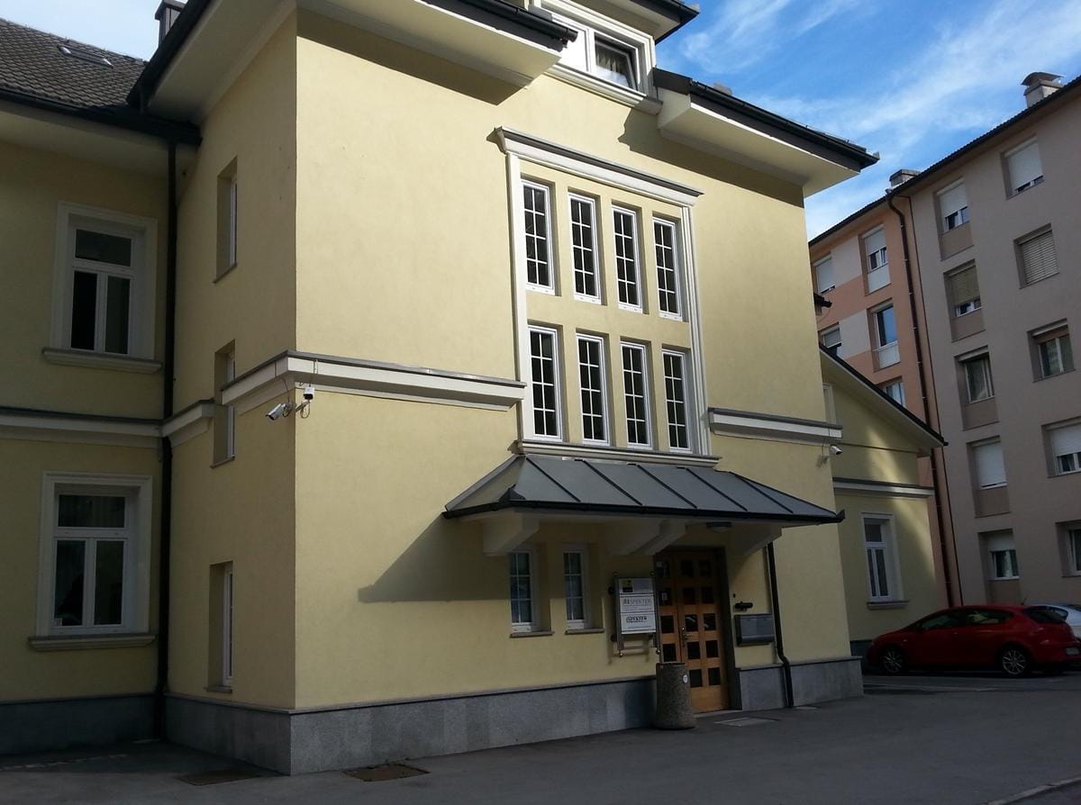 Kadrovsko mešetarjenje na Spektru