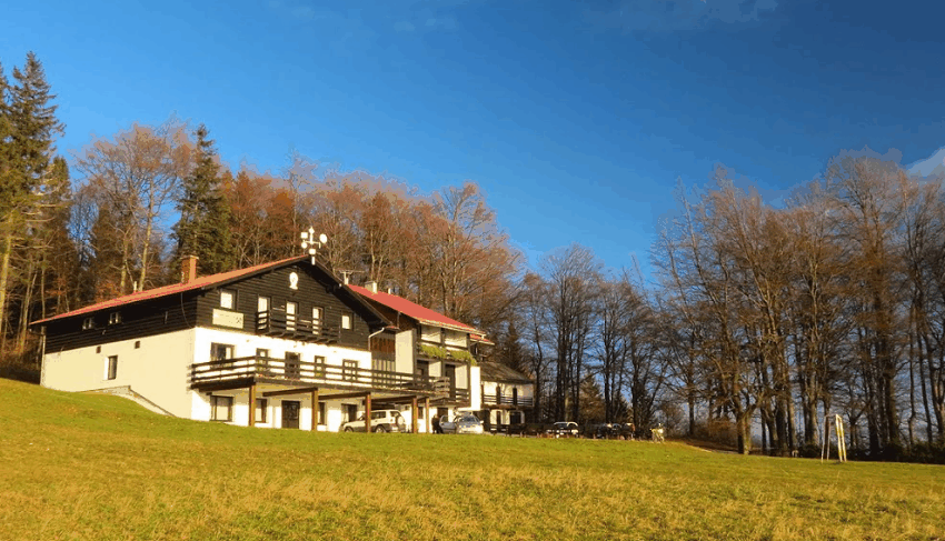 Bo tudi letos naj planinska koča zasavska?