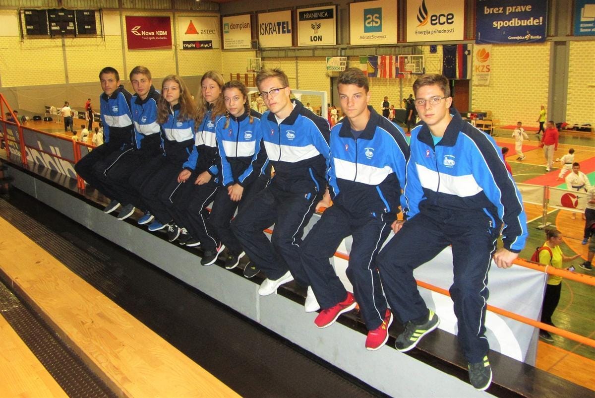 iz Kranja z 10 medaljami