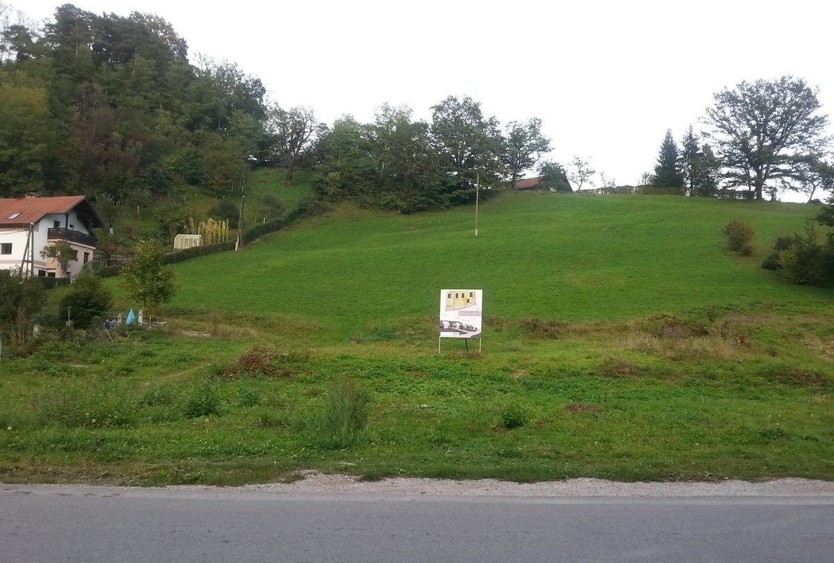 Kaj bo zraslo na mestu vile Aurora?