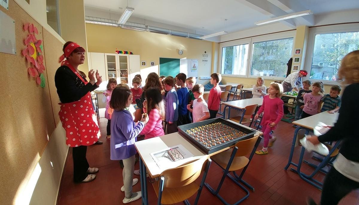 FOTO: 500 šolarjev spoznalo lokalna društva