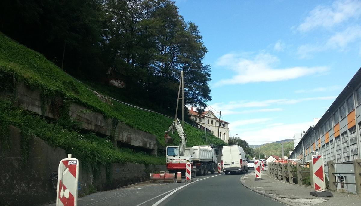 Delna zapora tudi čez vikend