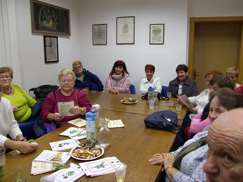 Novo znanje v društvu invalidov