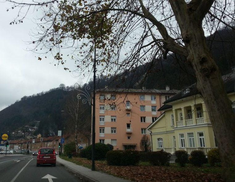 Prodaja Spektra (spet) premaknjena