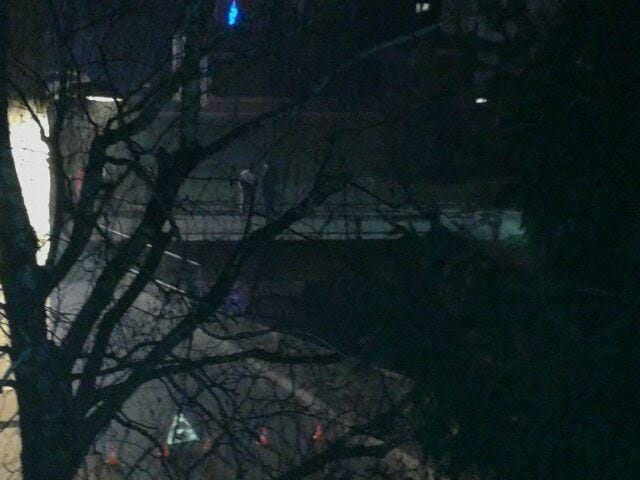 NESREČA: Vozilo zdrsnilo v potok