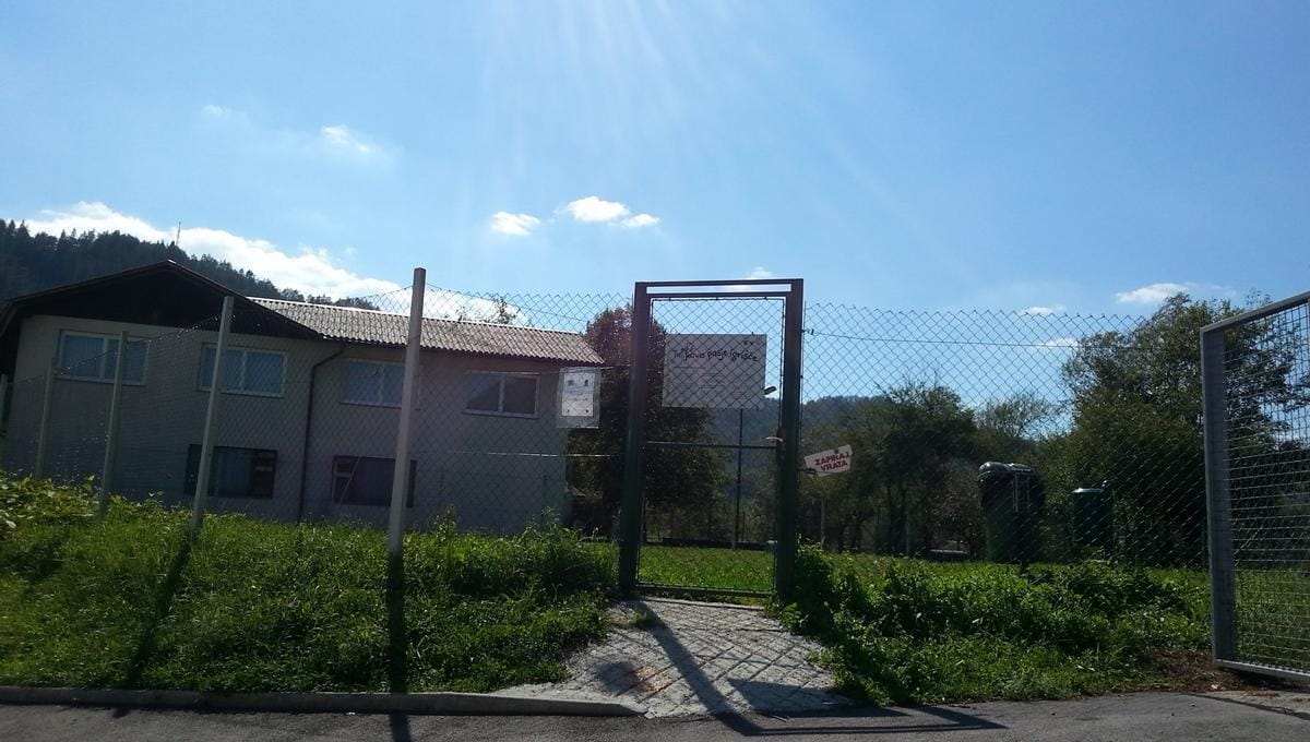 Do igrišča za pse s 'svetlobno hitrostjo'