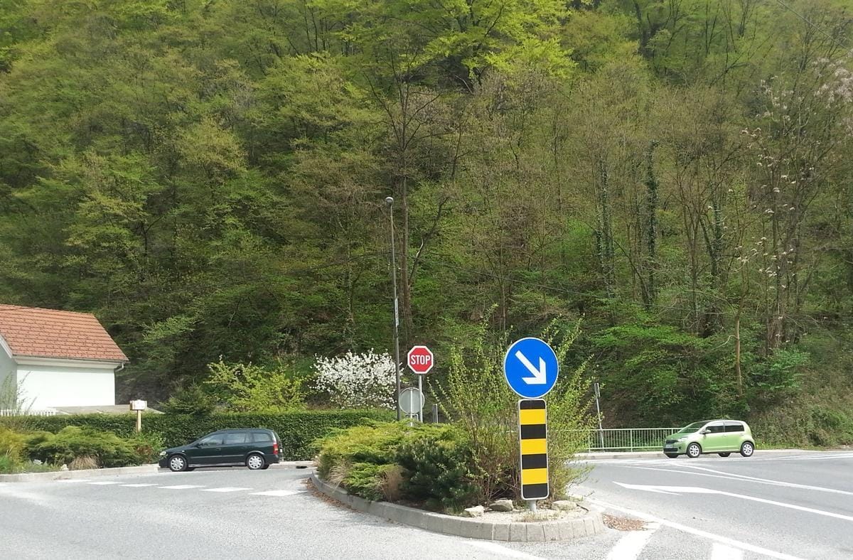 Oborožite se s potrpežljivostjo, spomladi začnejo razkopavati