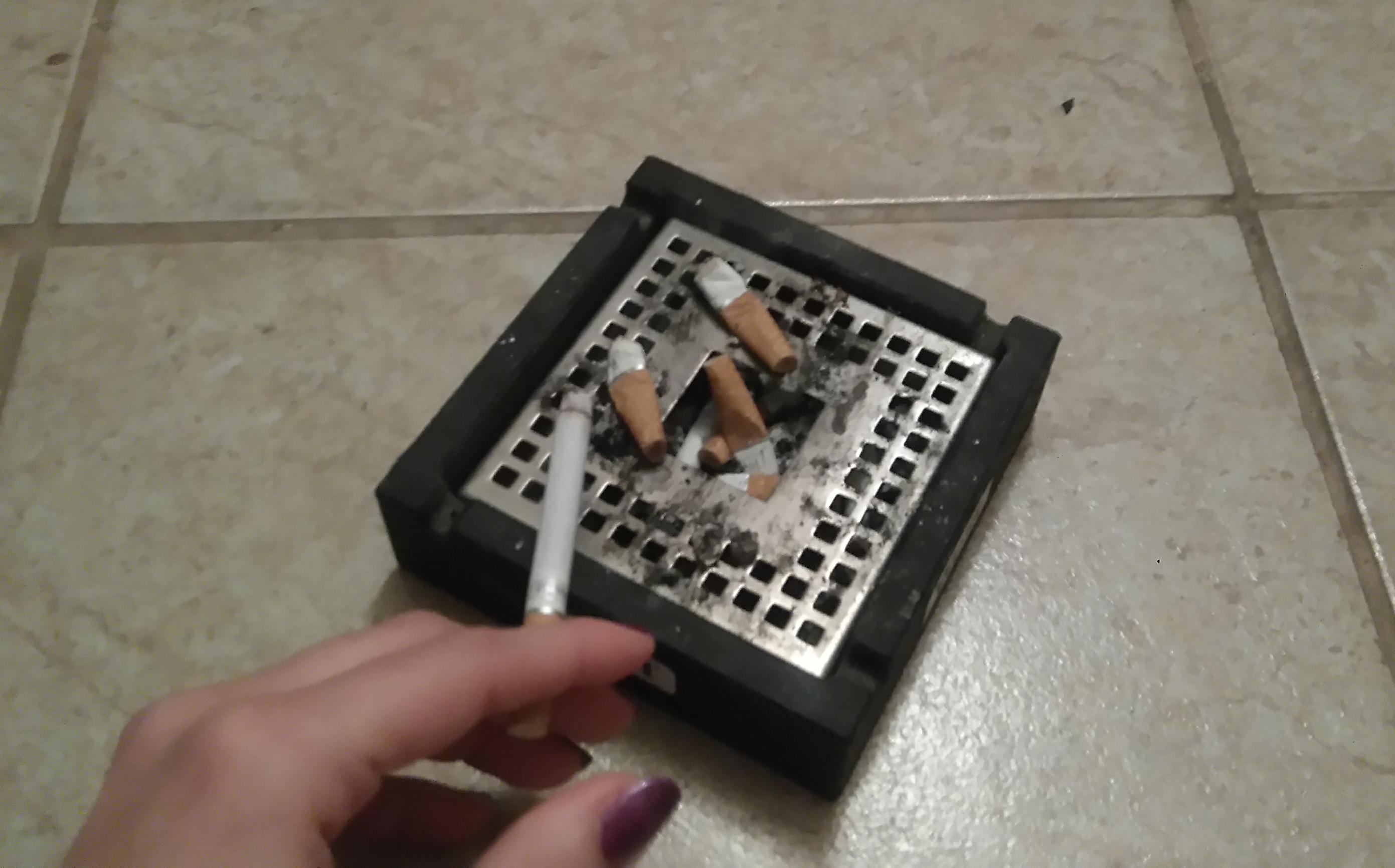 Auč! Več kot četrtina Zasavcev kadi