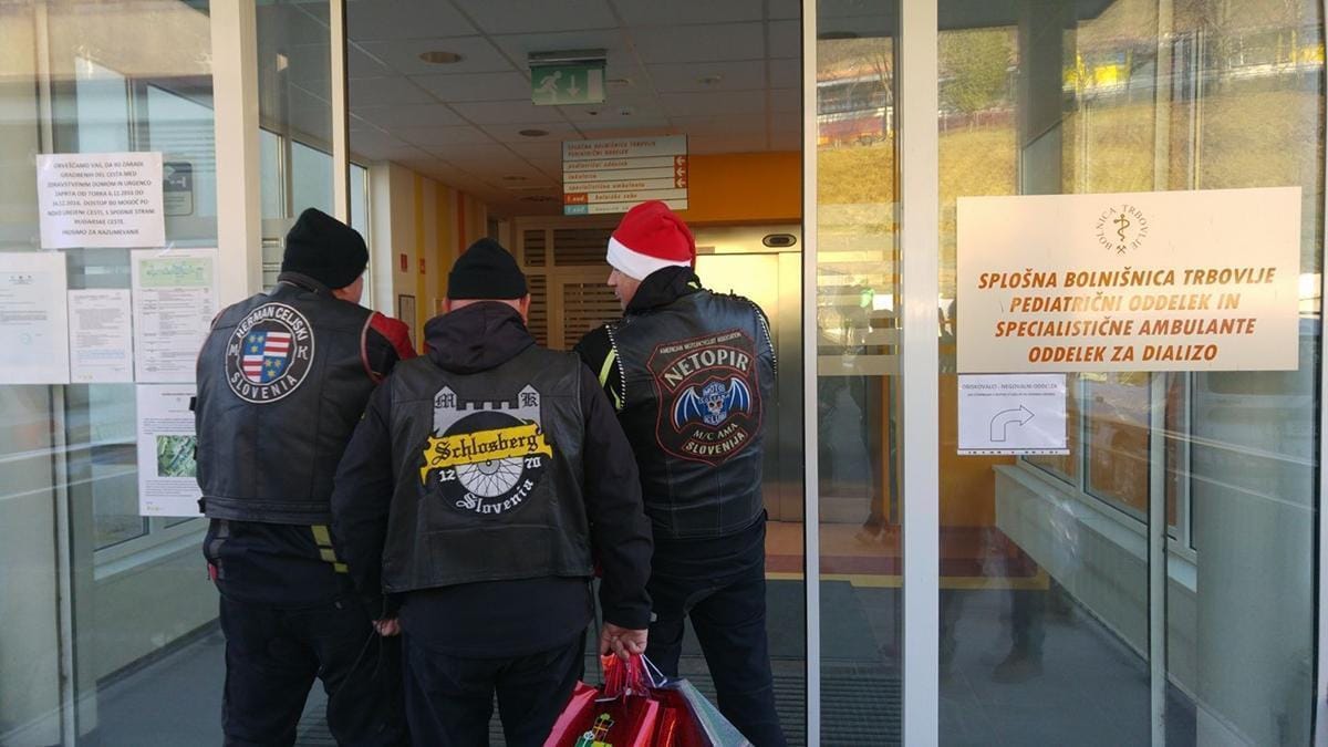 FOTO: Motoristi v bolnišnici