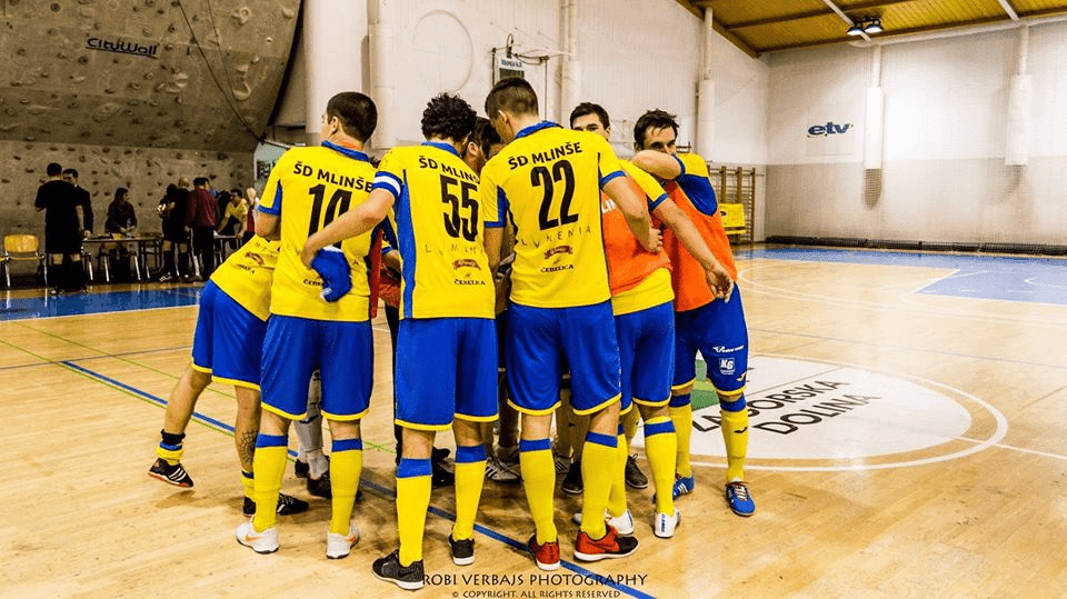 Povratek na zmagovite tirnice