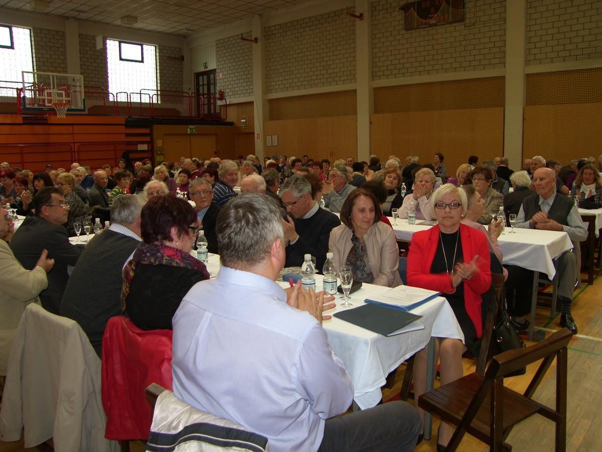 Zbor članov Društva invalidov Hrastnik