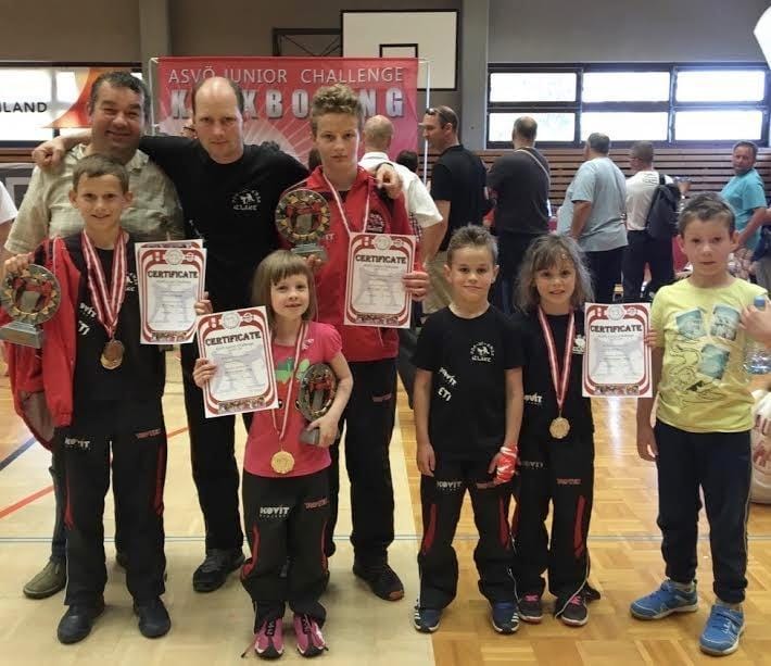 Mladi borci odnesli medalje