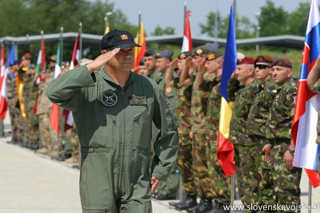 Z lokalci radi sodelujejo