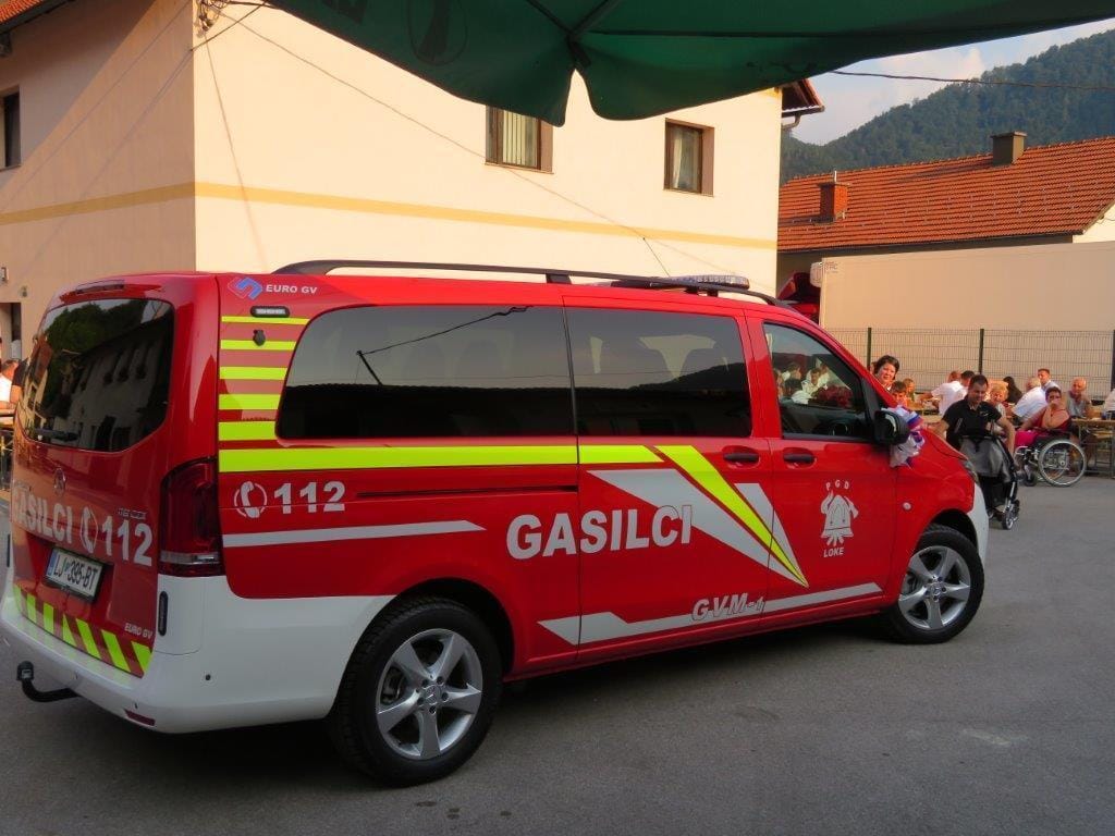 FOTO: Novo vozilo za loške gasilce