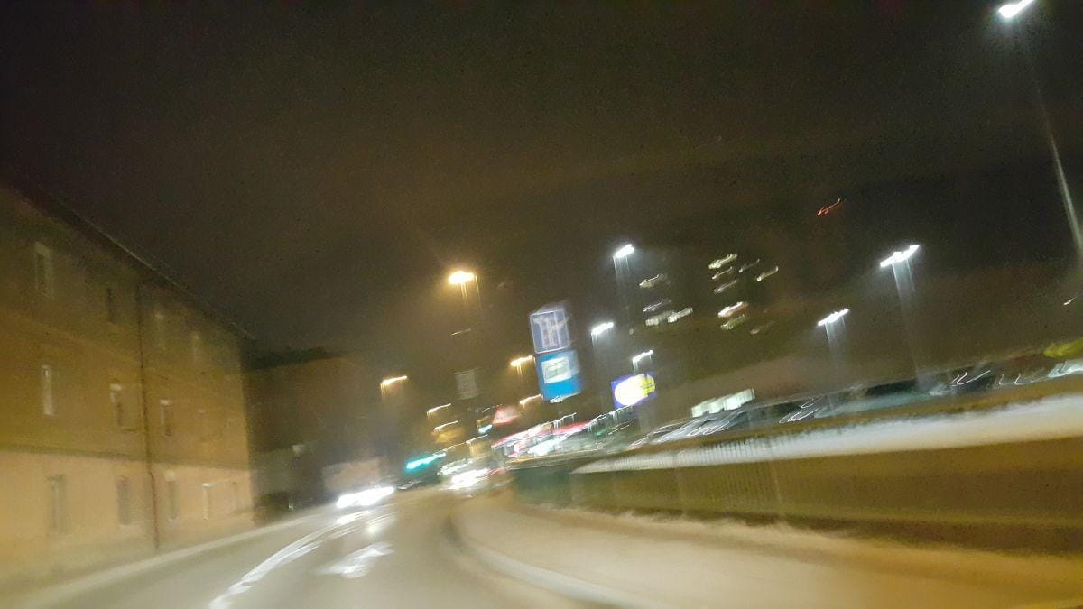 Vinjenega pretepača odpeljali policisti