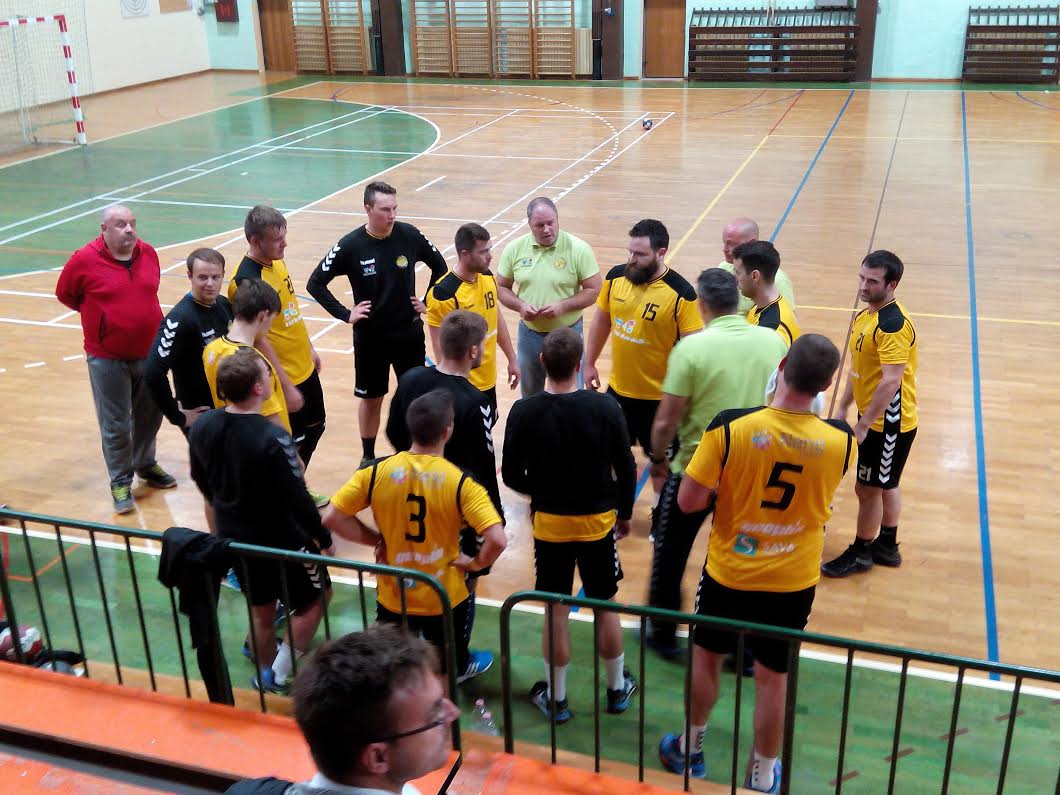 Dolani v zasavskem derbiju gladko čez prvo oviro